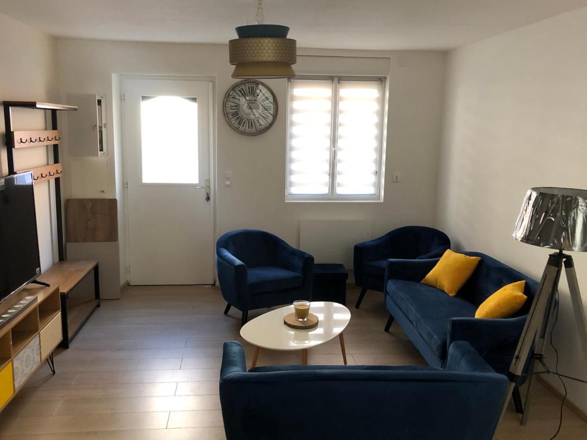 Une Maison Agreable Pour Se Detendre Saint-Quentin  Bagian luar foto