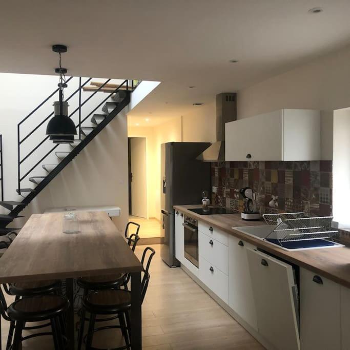 Une Maison Agreable Pour Se Detendre Saint-Quentin  Bagian luar foto